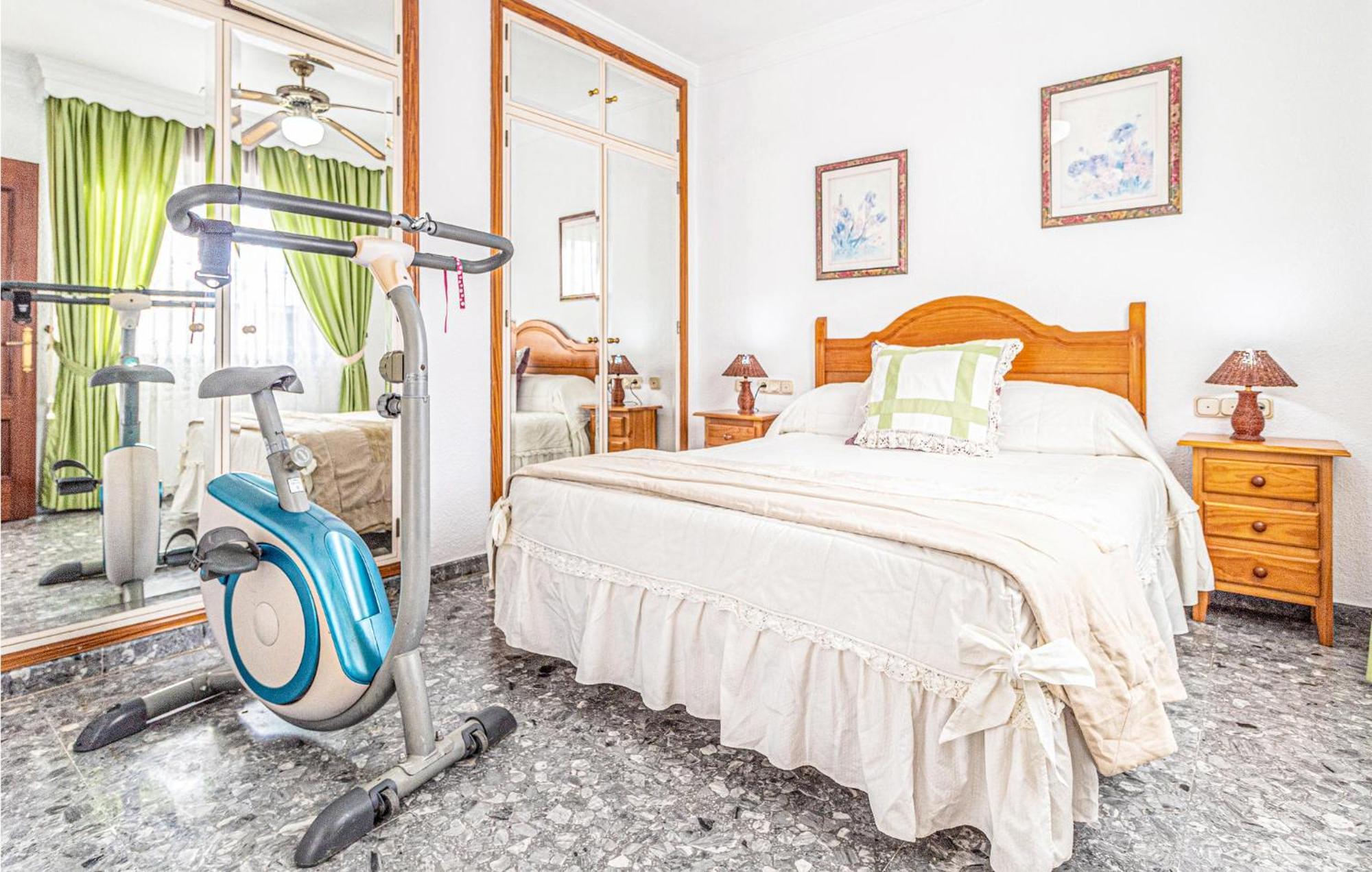 Stunning Home In Mlaga With 2 Bedrooms And Wifi Málaga Eksteriør billede