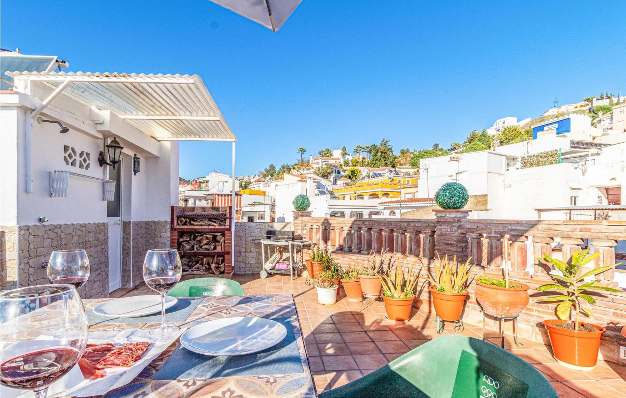 Stunning Home In Mlaga With 2 Bedrooms And Wifi Málaga Eksteriør billede